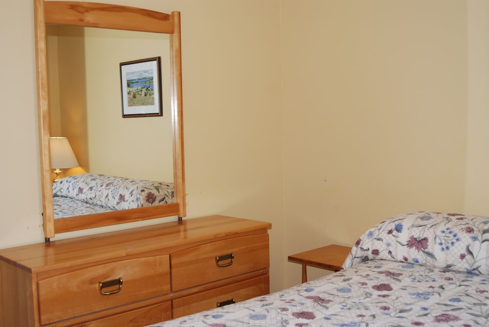 Shining Waters Cottages