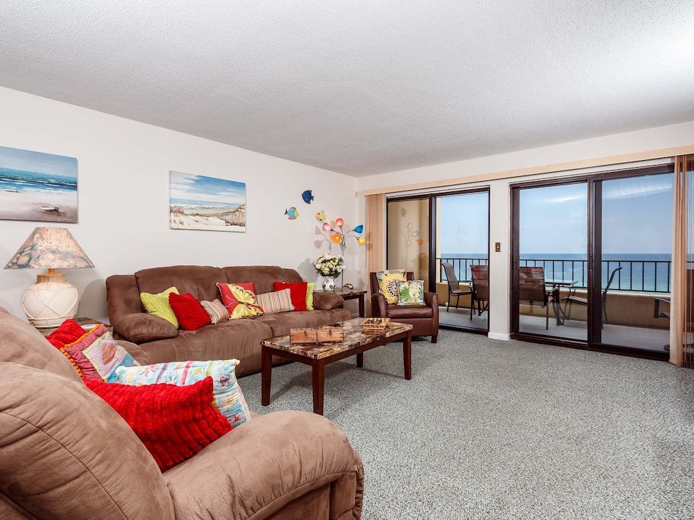 Surf Dweller 709 by Brooks and Shorey Resorts