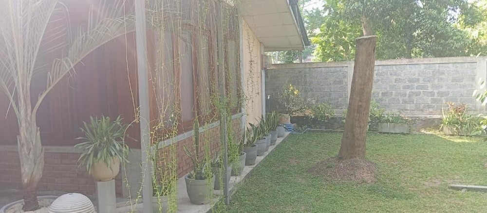 The Garden Resort Airport Katunayaka