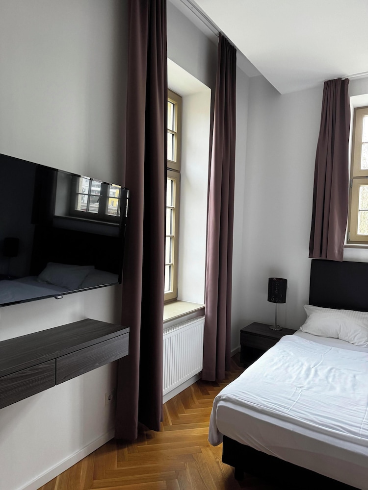 Appartements Schwere Reiter Straße