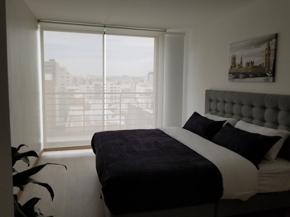 Luxury Residence Suites