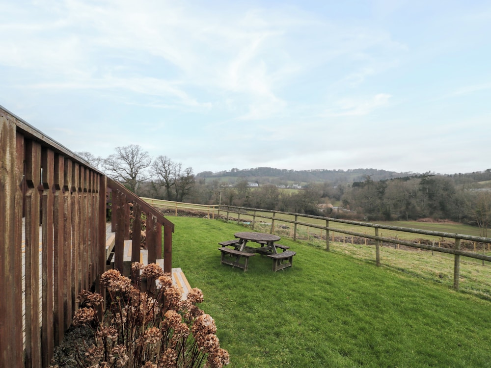 The Willow Lodge