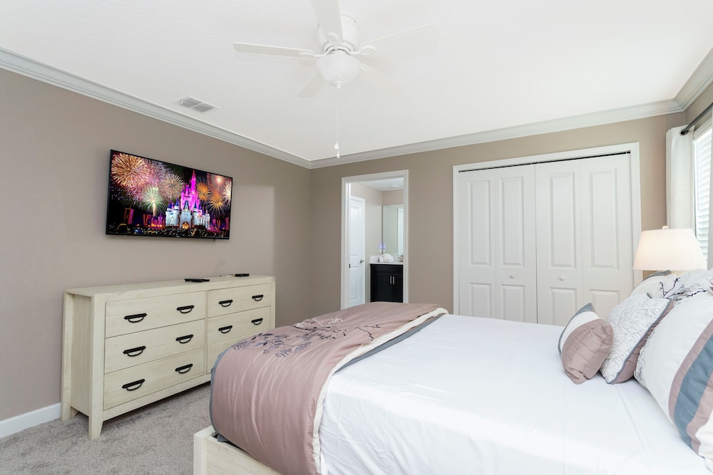 Gorgeous 4Bd Close to Disney w/ Pool @ Storey Lake 4243-2