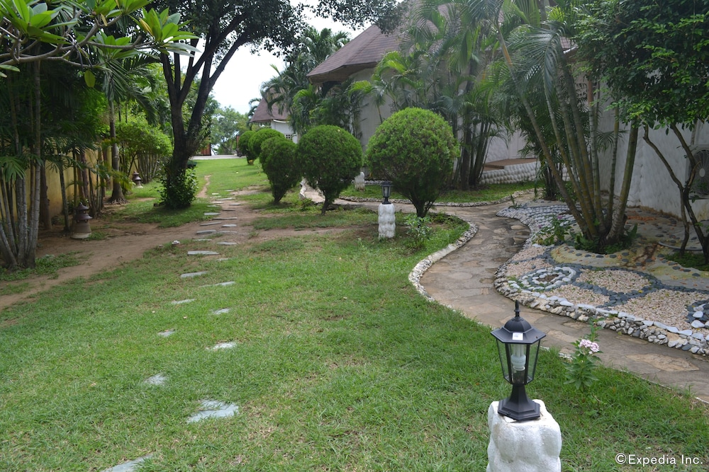 Alfheim Resort