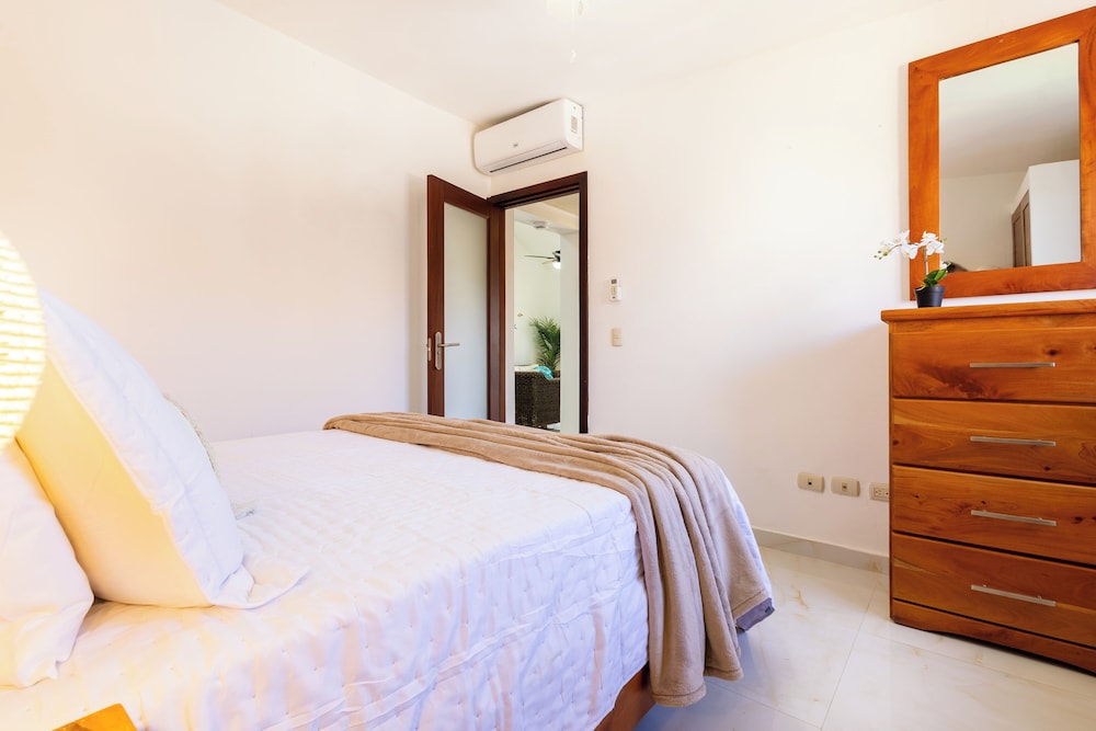 Oasis Cocotal - Punta Cana 4BR Apartment view 3