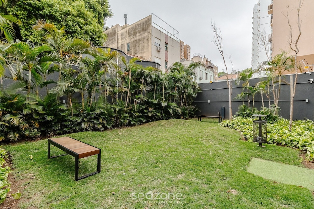 Charming Studio With Pool in POA Grb0917