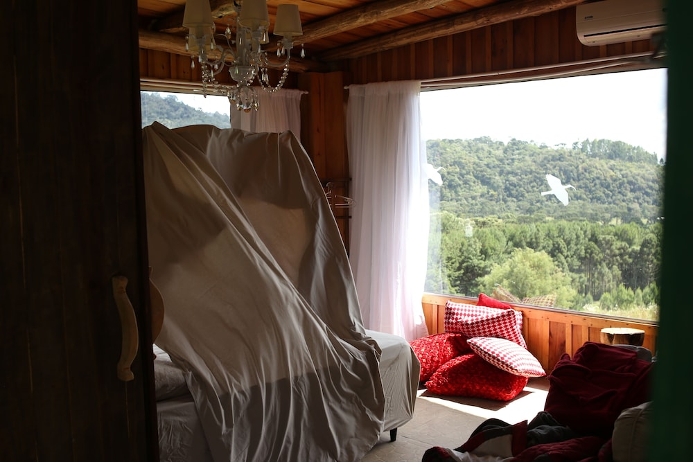 YAAHOO ECOLODGE