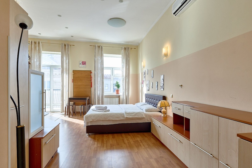 Kiev Accommodation Hotel Service