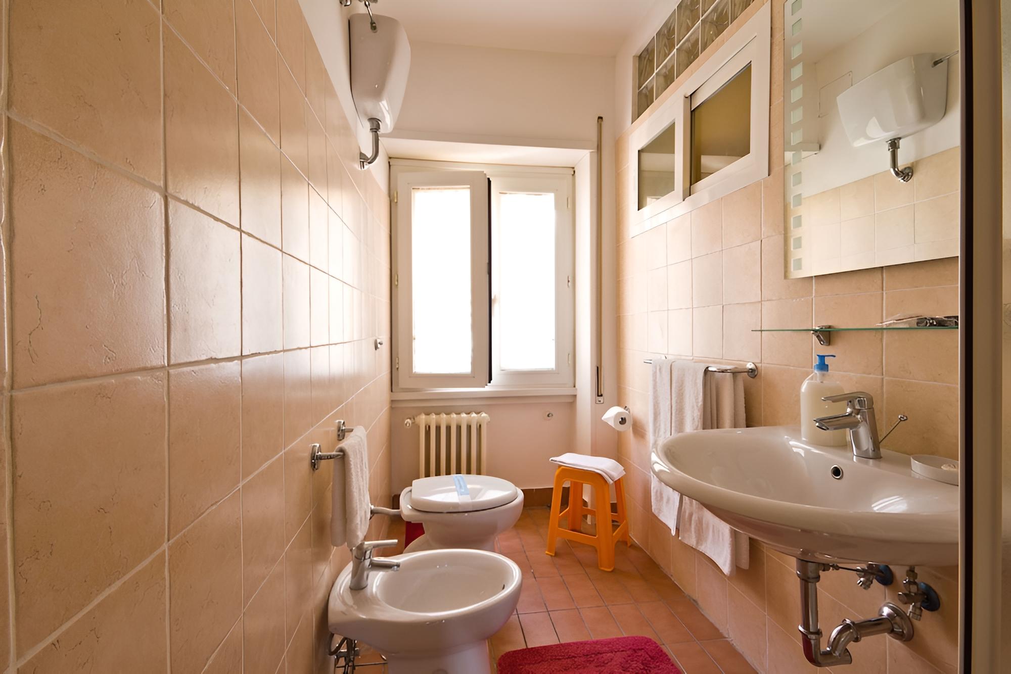 B&B Davila 25