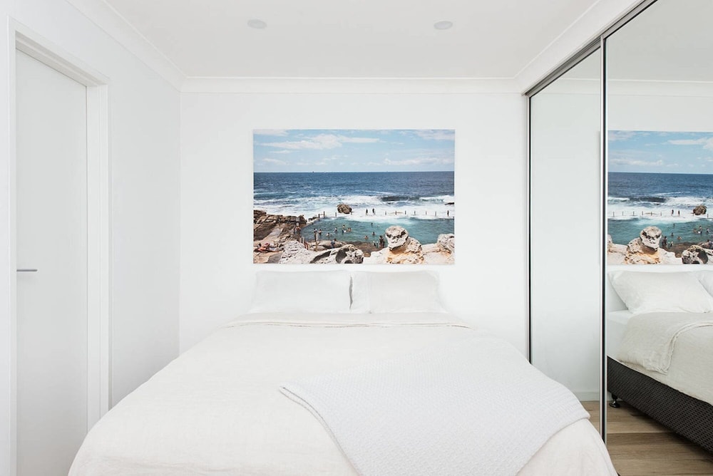 Right ON Bondi in Bondi Beach view 2
