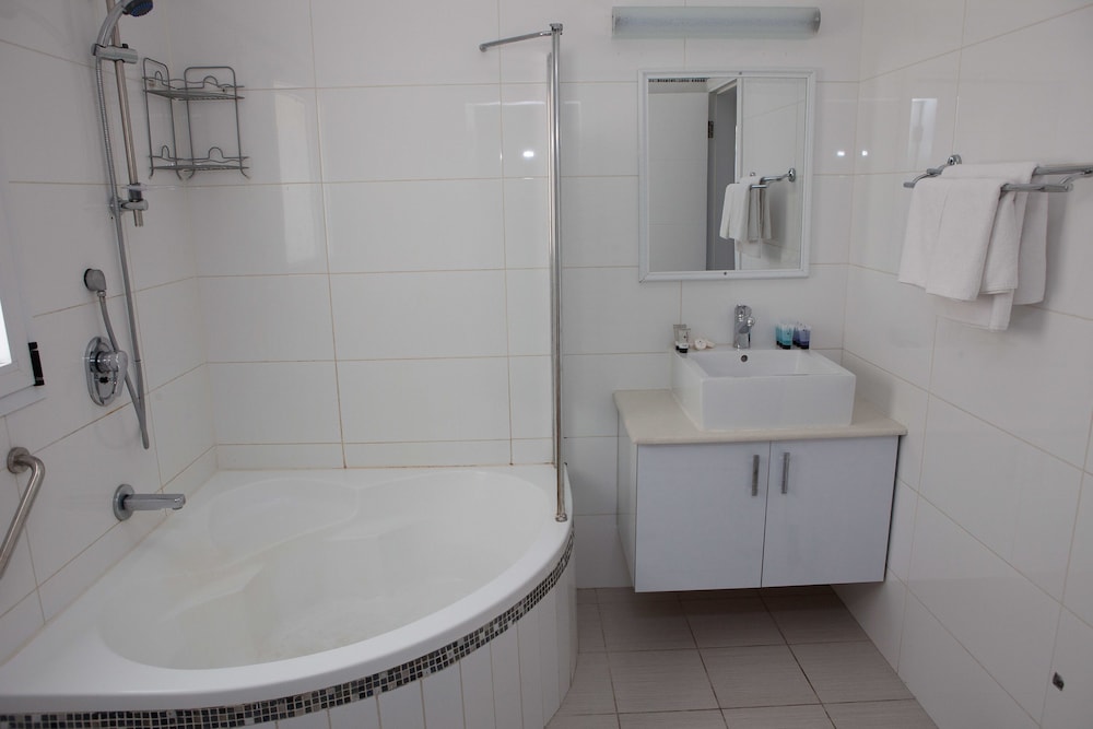 Photo 48