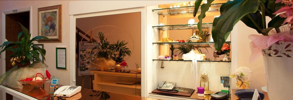 Hotel Ristorante Grappolo D'Oro photo 2