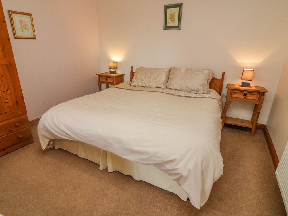 Hayloft Cottage view 2