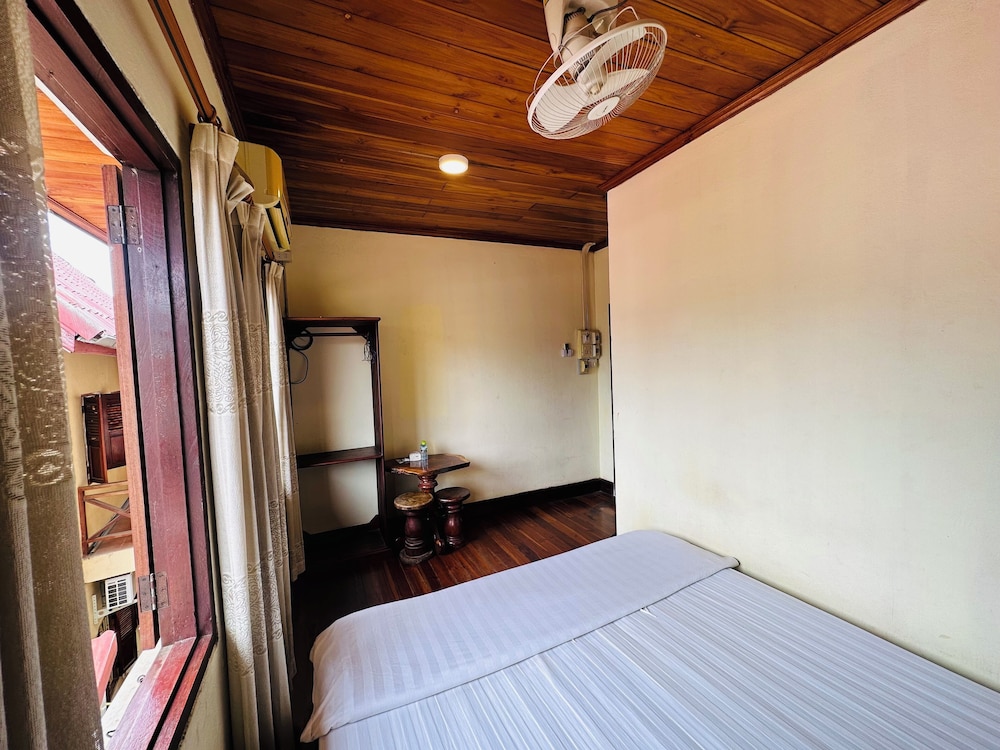 Silikhane Guest House