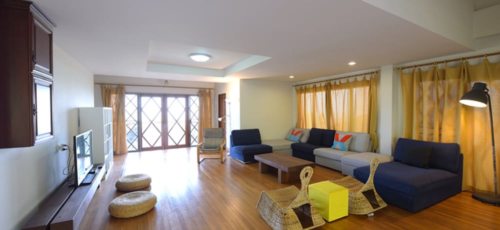 Phuripimarn Penthouse