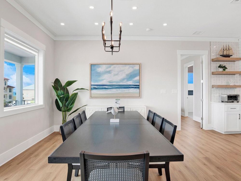 Navarre Dreams by Southern Vacation Rentals