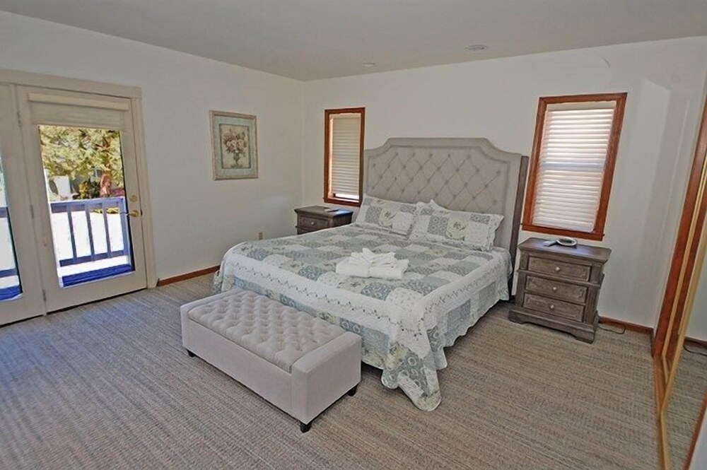 625 Alpine Drive 4 Bedroom Home