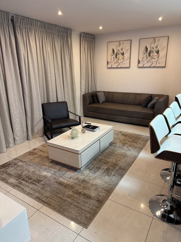 2BR-2BA - Rivonia Residence 1