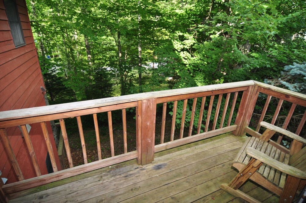 Bear`s Den - Northface view 3