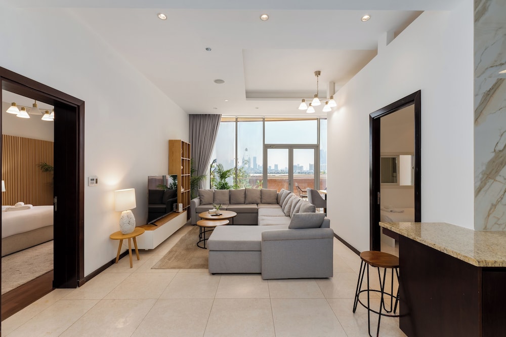 Tiara Residences - Mint Stay