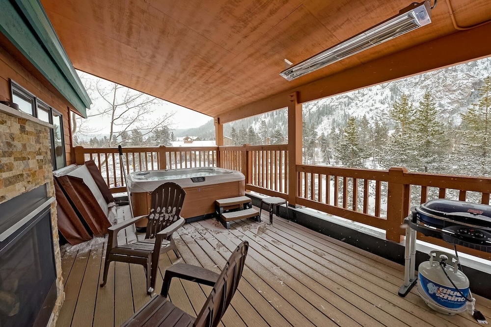 Frisco River Townhomes #d 3 Bedroom Townhouse by RedAwning
