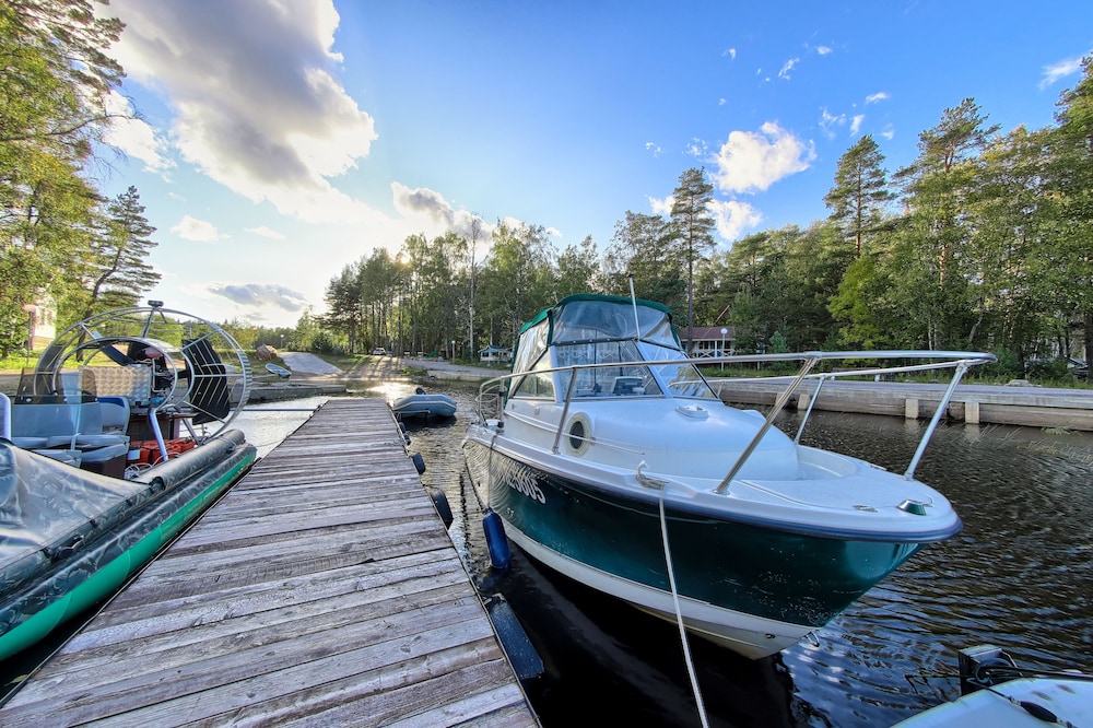 LADOGA OZERO hotel