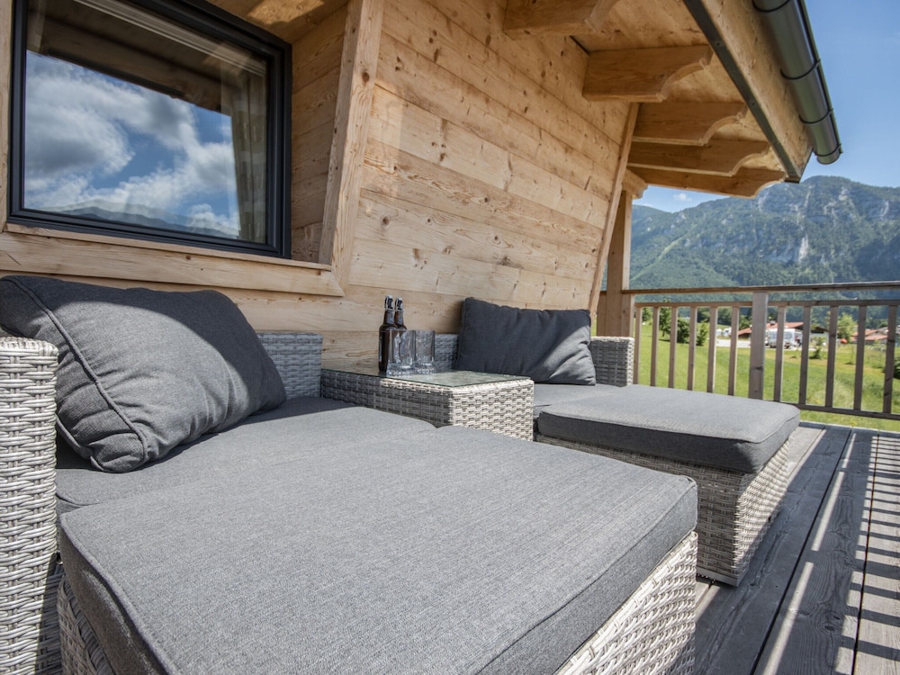 Chalet Gamsknogel mit Privatem Pool und Whirlpool