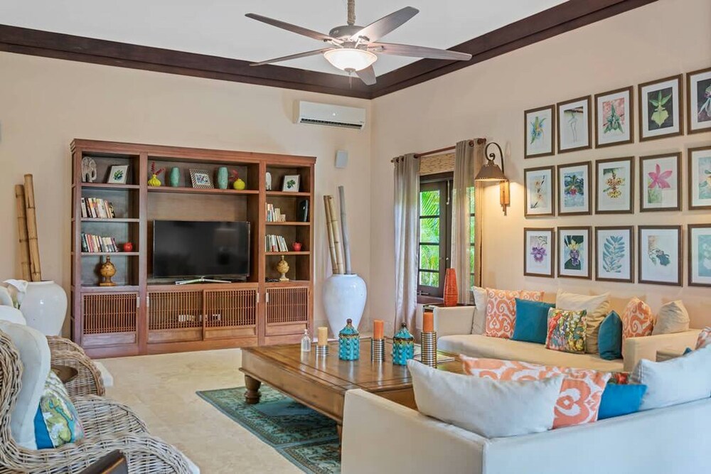 Sophisticated Villas With Private Pools and Staff