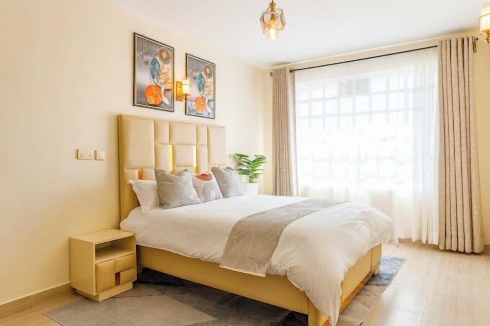 Lux Suites Golden View Manor Naivasha