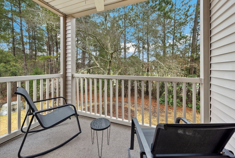 53c Tee To Sea 2 Bedroom Condo