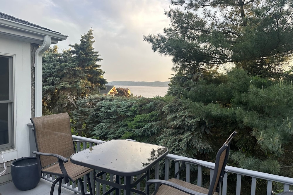 Hudson River Views Firepit Patio Dog Run Game Room Stone Manor