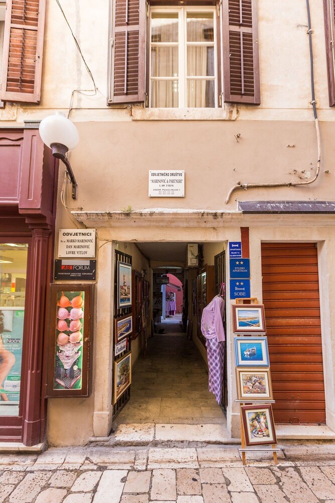 Secret & Stylish Hideaway Apartments Zadar Old Town