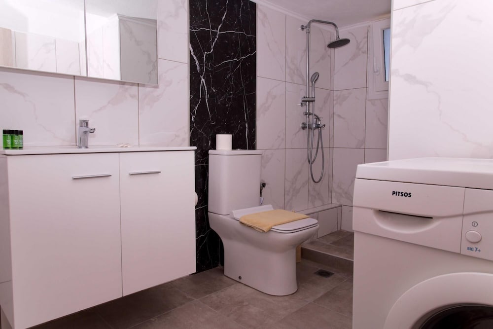Villa Elina By Golden Residence view 2