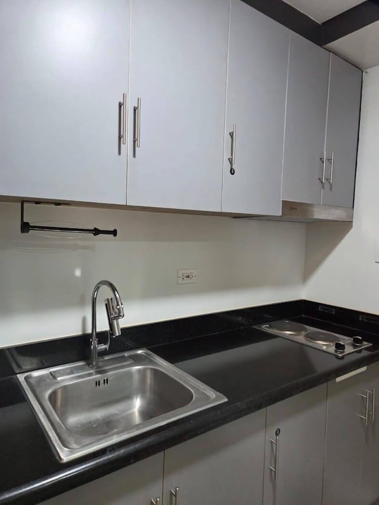 Shore 2 Tower 2 Unit 1569