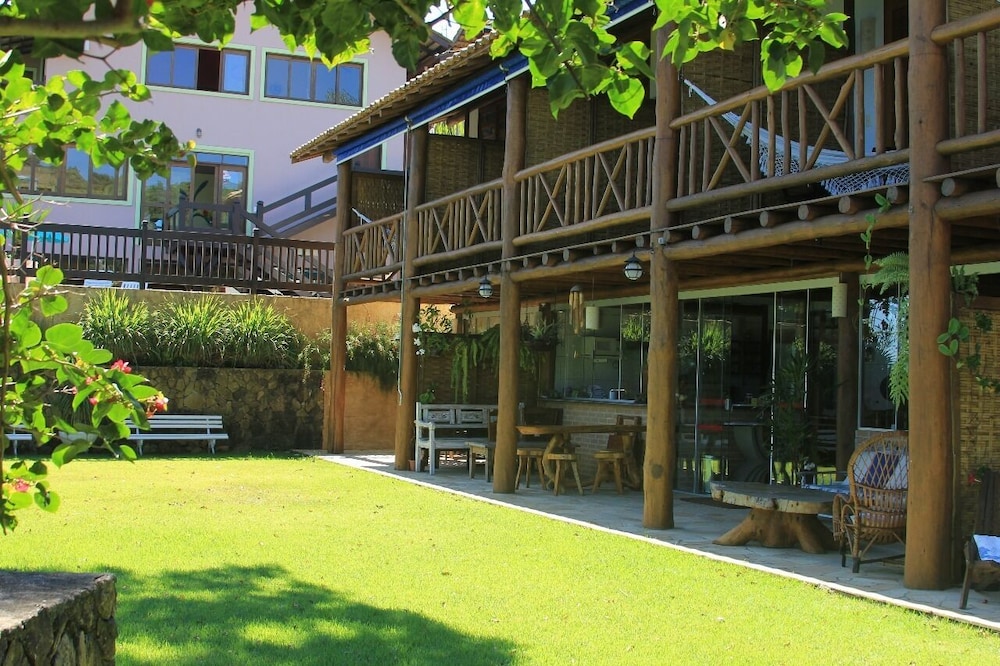 Gidu House