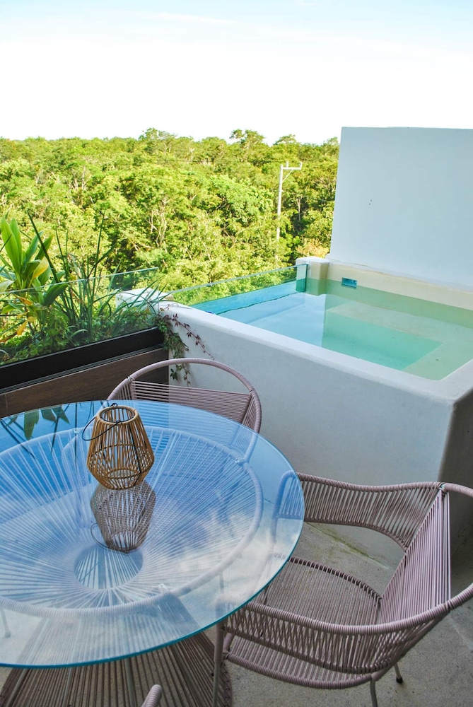 Celestial Penthouse with Private Jacuzzi