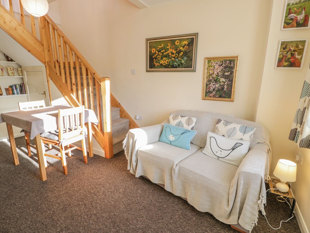 Bryn Melyn Artist's Cottage view 4
