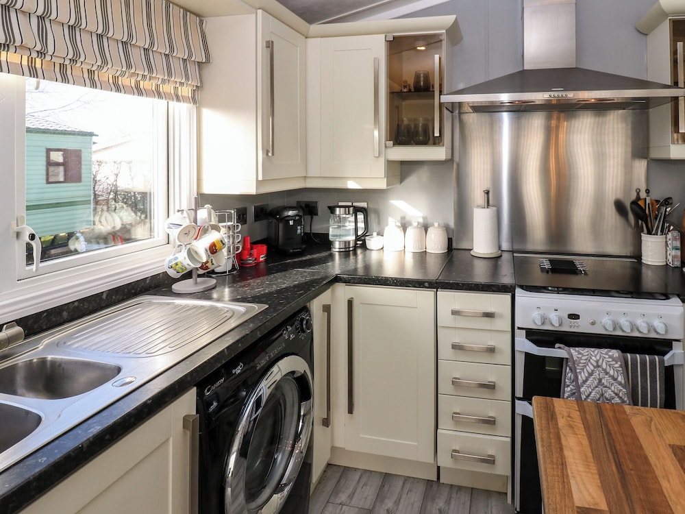A and C Lodge-plot 21