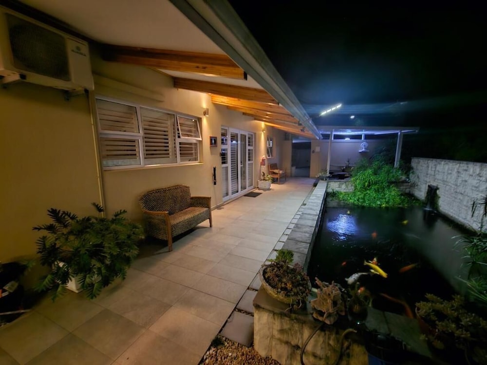 Room-umhlanga Lodge Private Entrance and