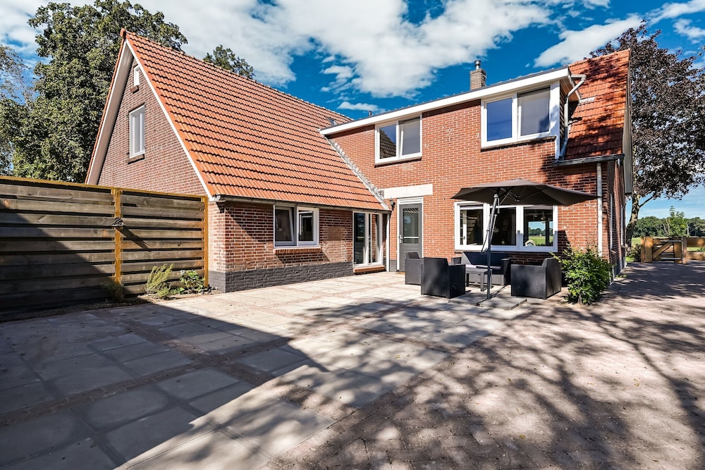 Holiday Home in Hellendoorn With Garden view 3
