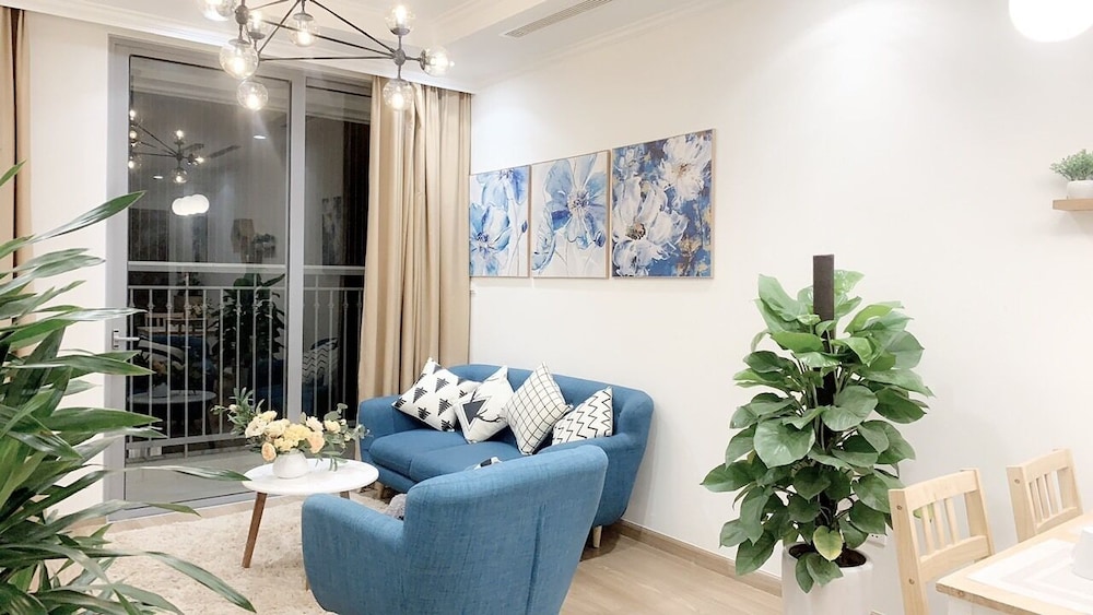 Bom Homestay Vinhomes Times City