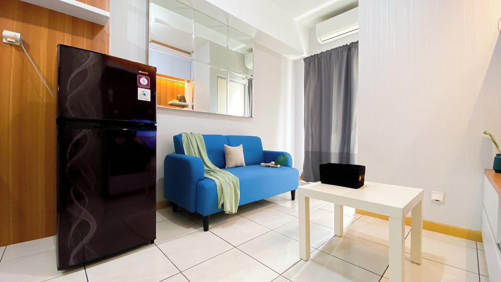 Scenic 2Br Apartment At M-Town Residence