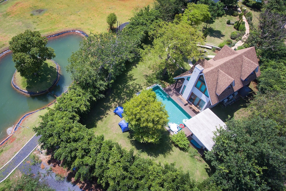 Prairie Hills Resort