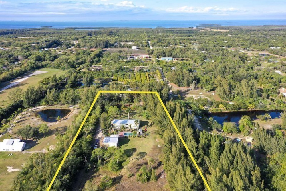 Pine Island Tropical Retreat 1 view 4