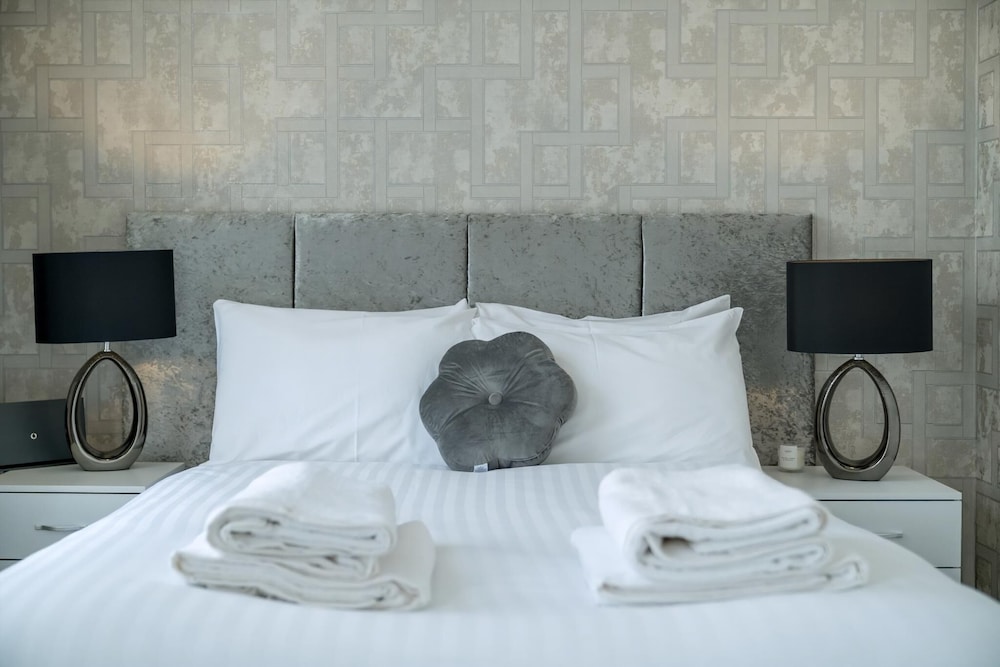 Modern South Wimbledon Stay