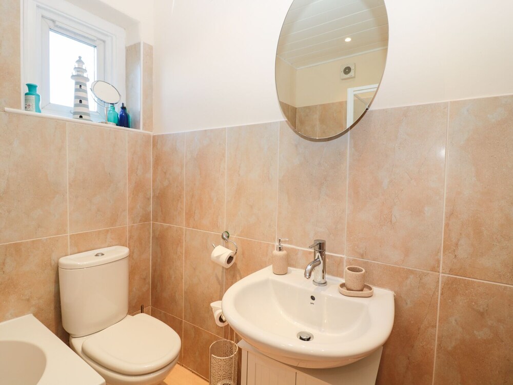 Berwick-upon-Tweed Vacations - Corbett Cottage - Property Image 10