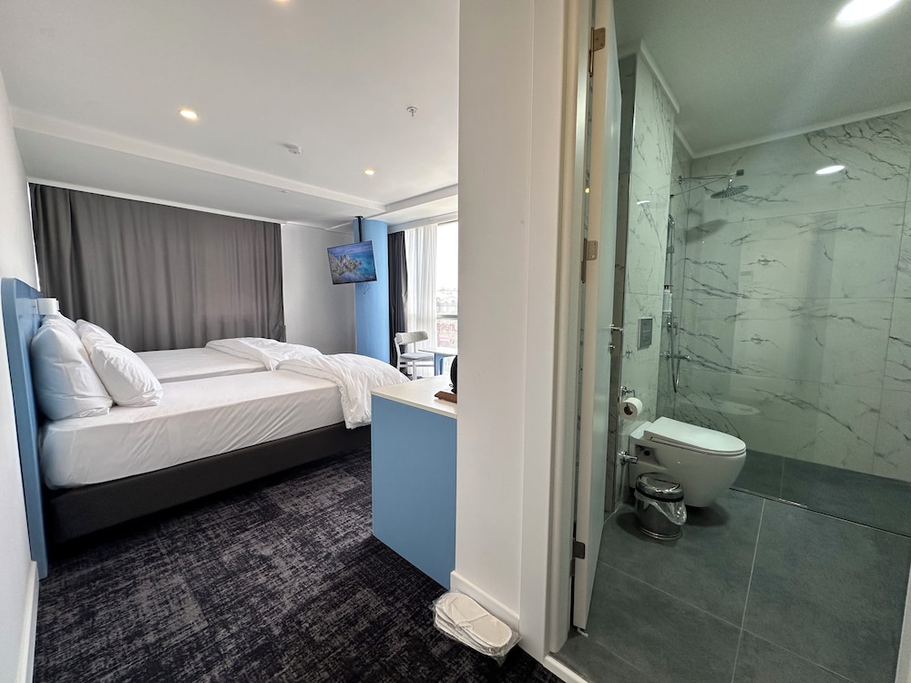 No25 Hotels
