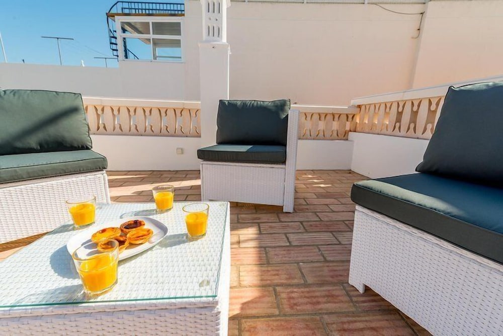 2bedroom House Cozy Typical Restored Single Storey 5 min From the Fuseta Beach view 5
