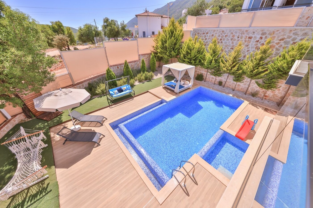 Nergiz Villas