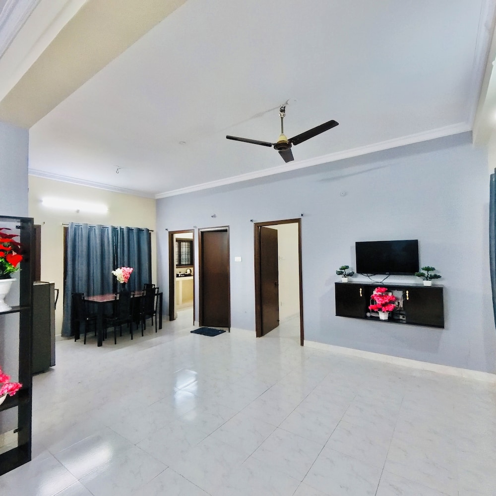 ORION Studio service Apartments